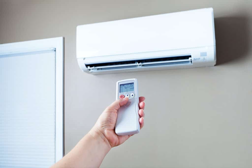 Turning Off Air Conditioning to Conserve Electricity Energy